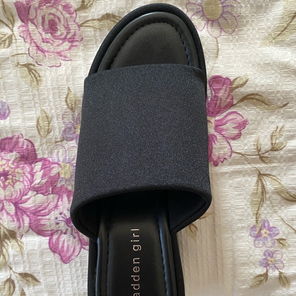 Madden Girl Nico Platform Wedge Sandals - Picture 5 of 5